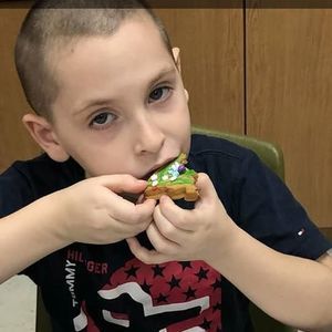 Meet your Posher, Lina m